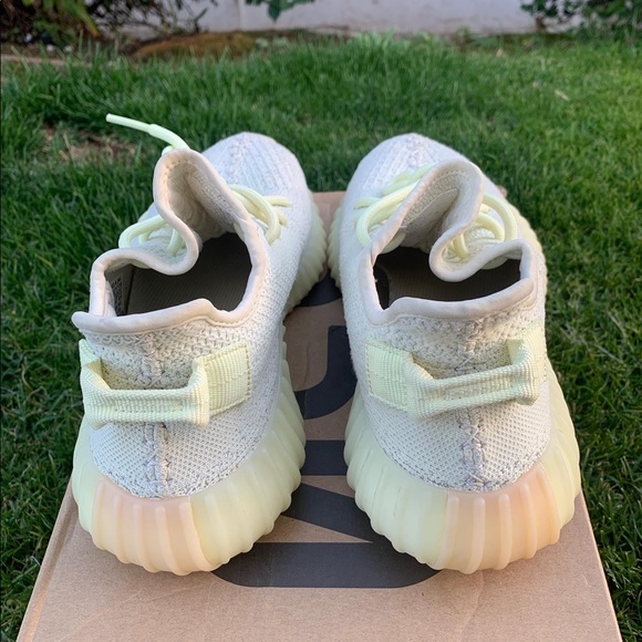 Yeezy 350 V2 butter - Picture 4 of 6